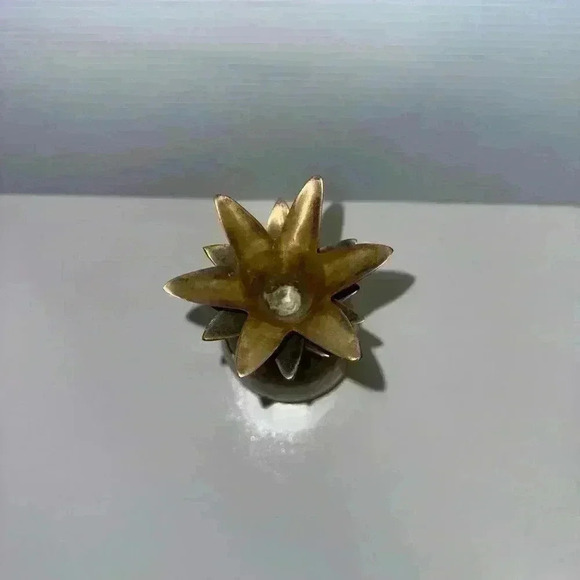 Vintage Heavy Brass Pineapple w/ Lid 6.75” Tall Trinket Box Container - Picture 7 of 7